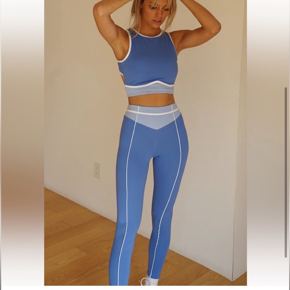 Habit contour top and leggings yllw the label